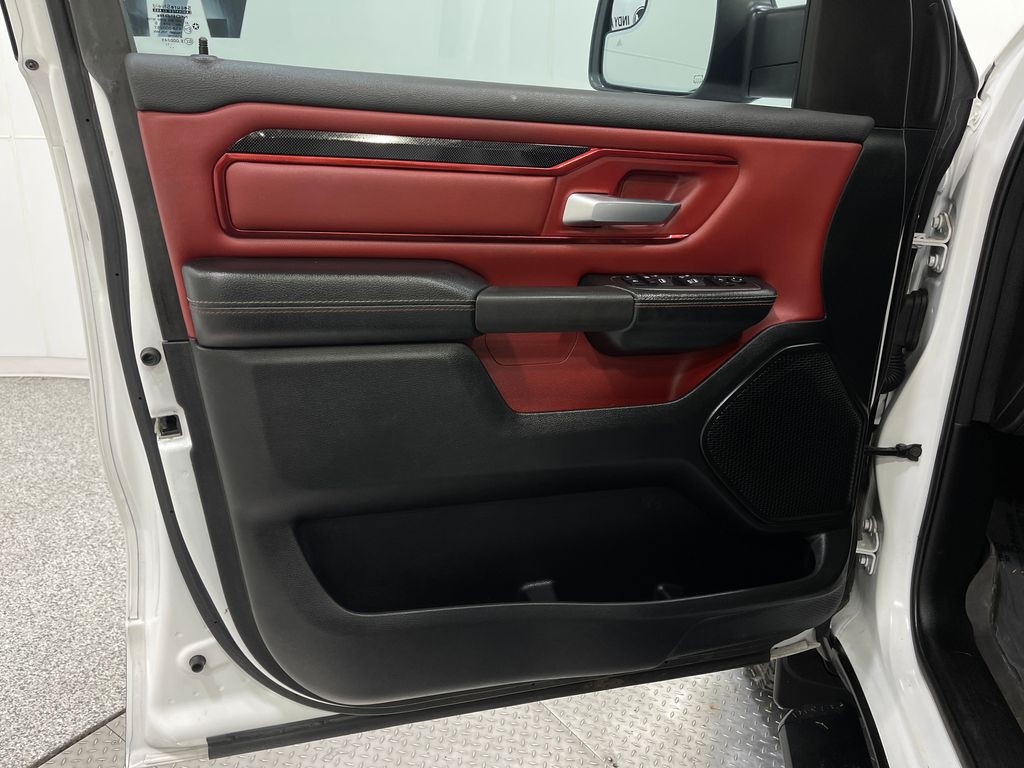 2019 RAM 1500 Image 15