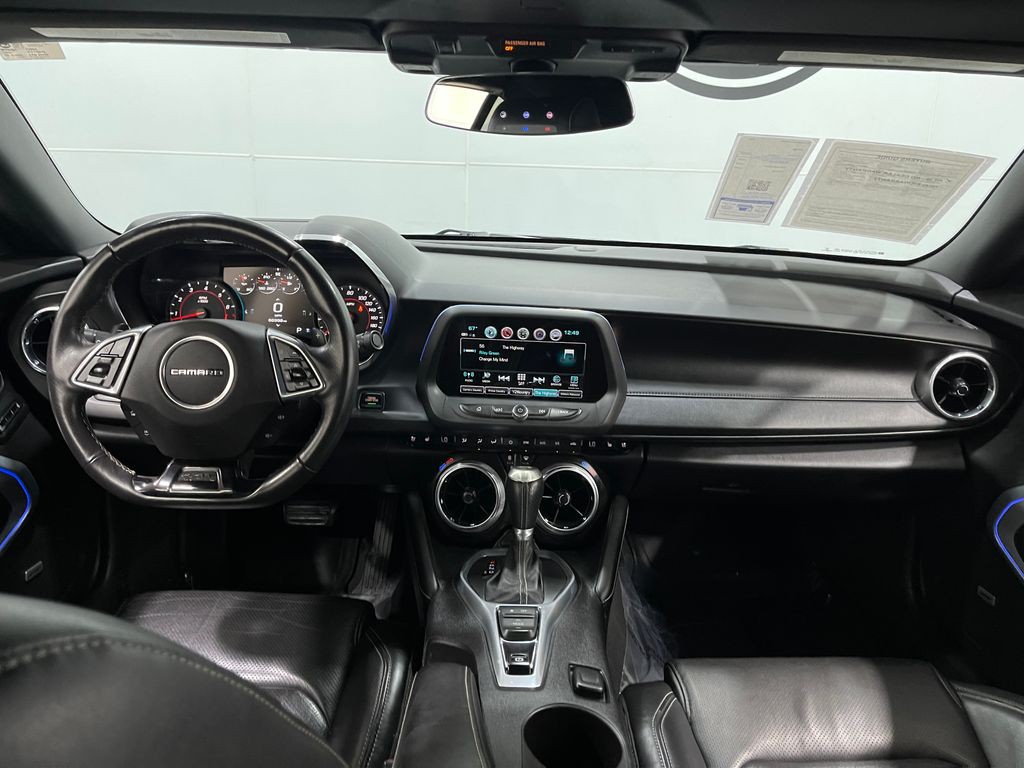 2017 Chevrolet Camaro Image 19