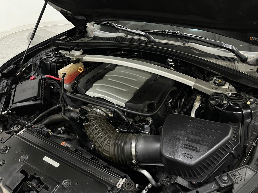 2017 Chevrolet Camaro Image 28