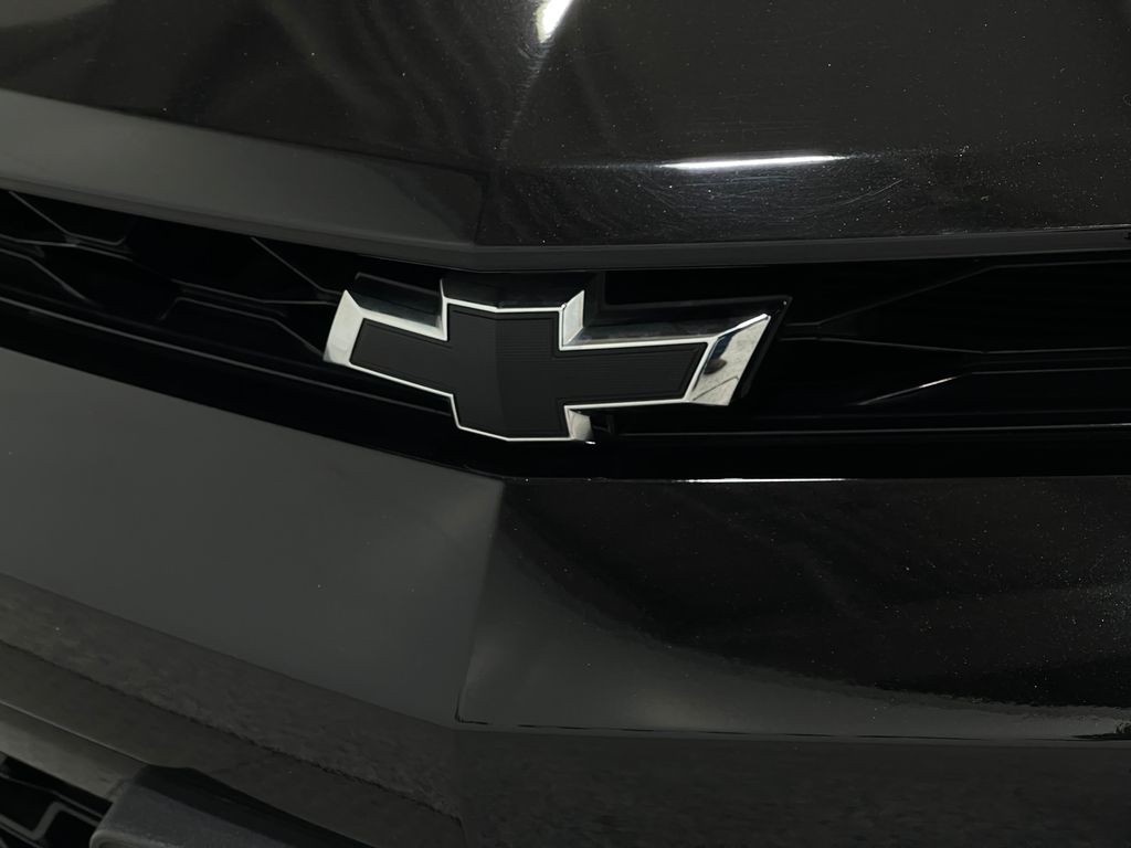2017 Chevrolet Camaro Image 38