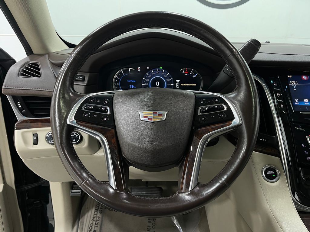 2016 Cadillac Escalade Image 24