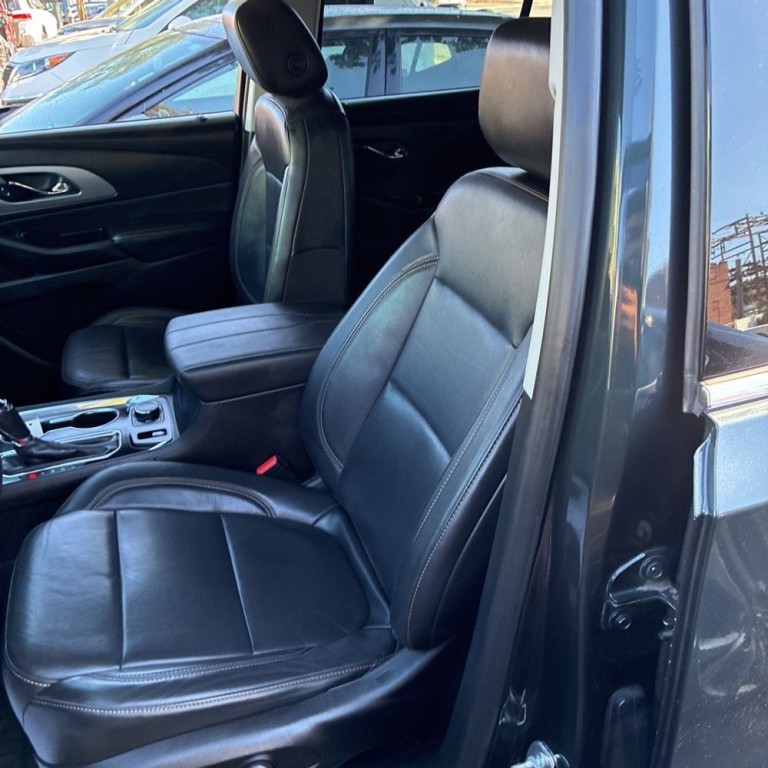 2019 Chevrolet Traverse Image 5