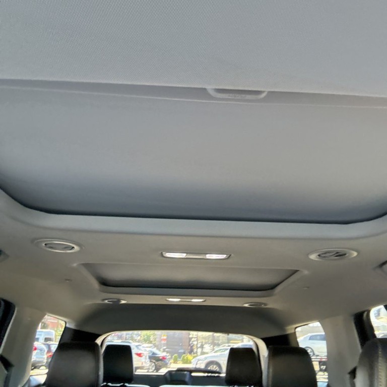 2019 Chevrolet Traverse Image 12