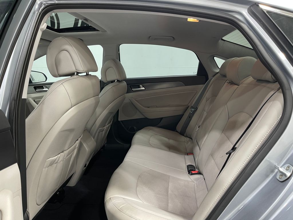 2017 Hyundai Sonata Image 29
