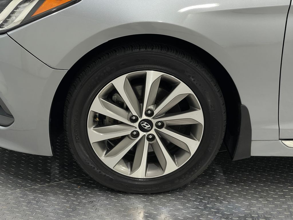 2017 Hyundai Sonata Image 34