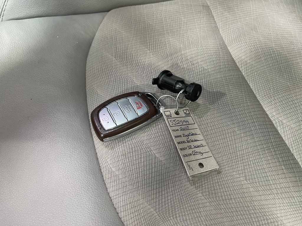 2017 Hyundai Sonata Image 36