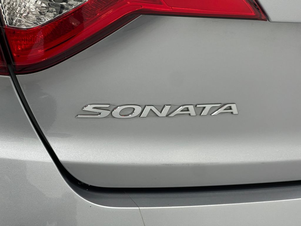 2017 Hyundai Sonata Image 38