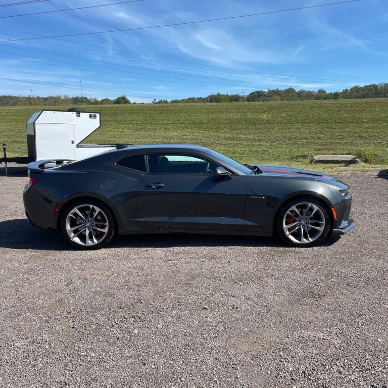2017 Chevrolet Camaro Image 4