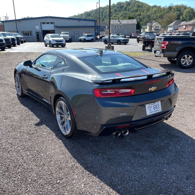 2017 Chevrolet Camaro Image 7