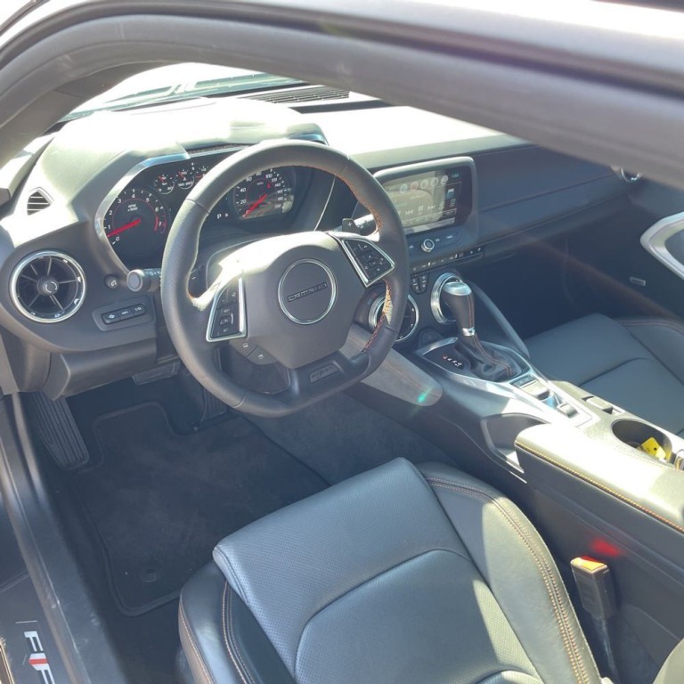 2017 Chevrolet Camaro Image 10