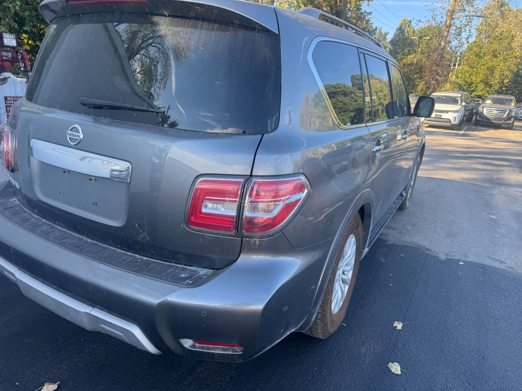 2017 Nissan Armada Image 3