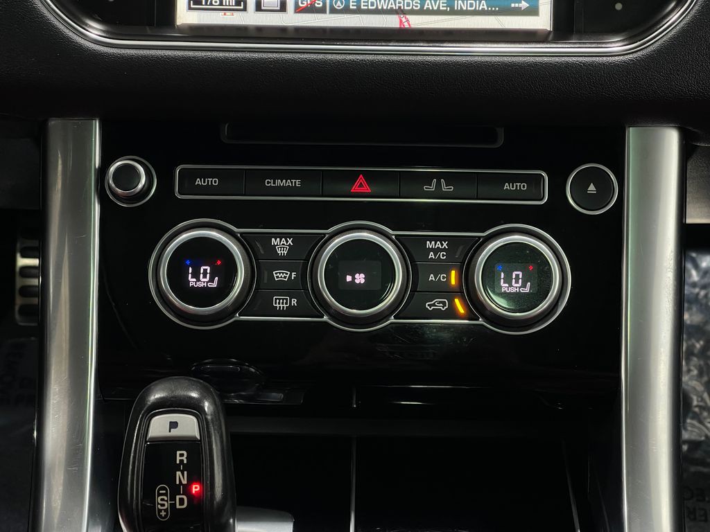 2016 Land Rover Range Rover Sport Image 26