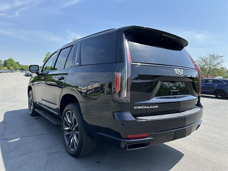 2023 Cadillac Escalade Image 8