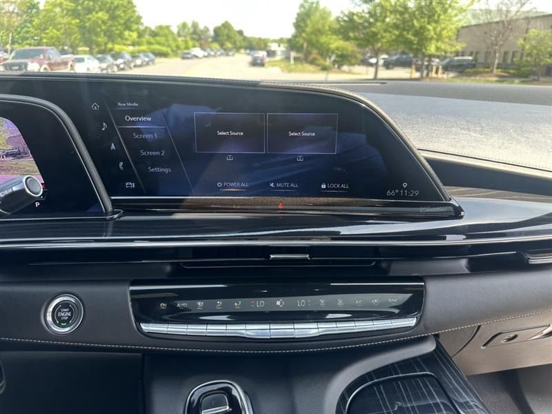 2023 Cadillac Escalade Image 13