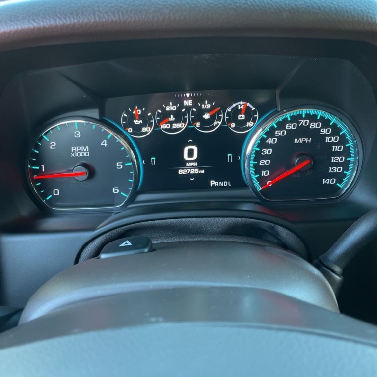 2019 Chevrolet Suburban Image 10