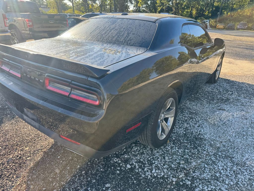 2019 Dodge Challenger Image 4