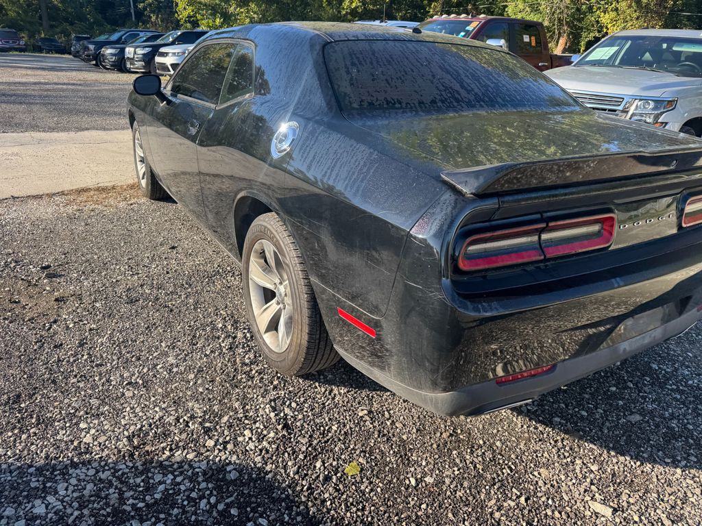 2019 Dodge Challenger Image 6