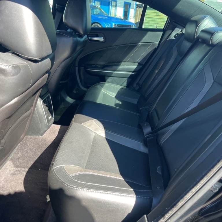 2018 Dodge Charger Image 16
