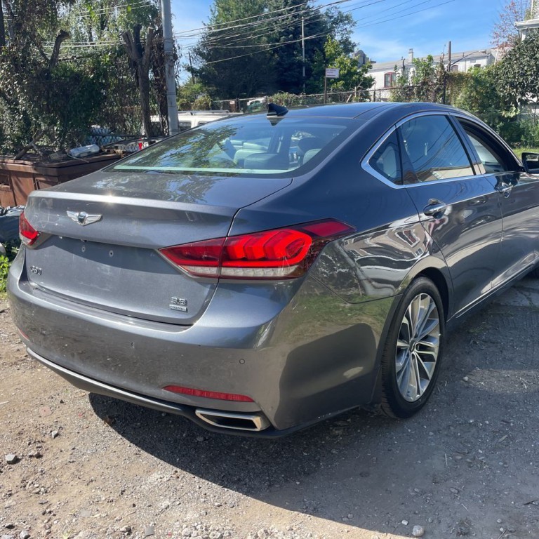 2017 Genesis G80 Image 5