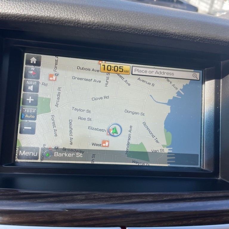 2017 Genesis G80 Image 13