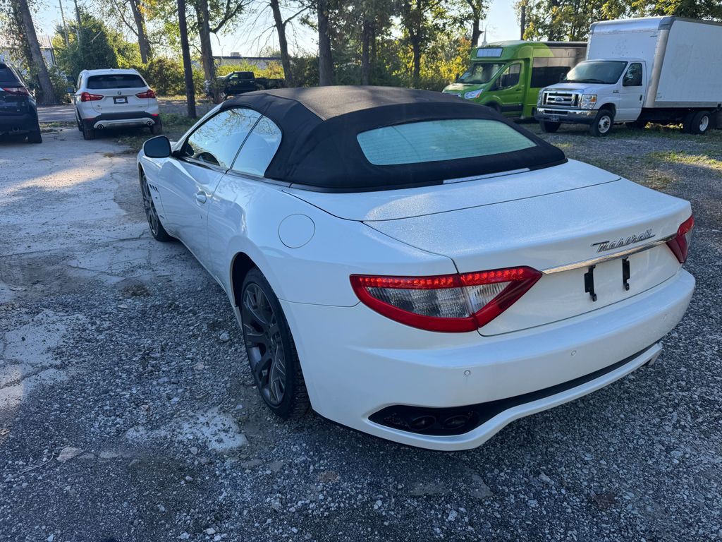 2017 Maserati GranTurismo Image 6