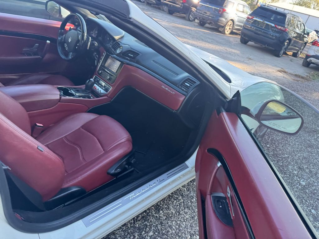 2017 Maserati GranTurismo Image 8