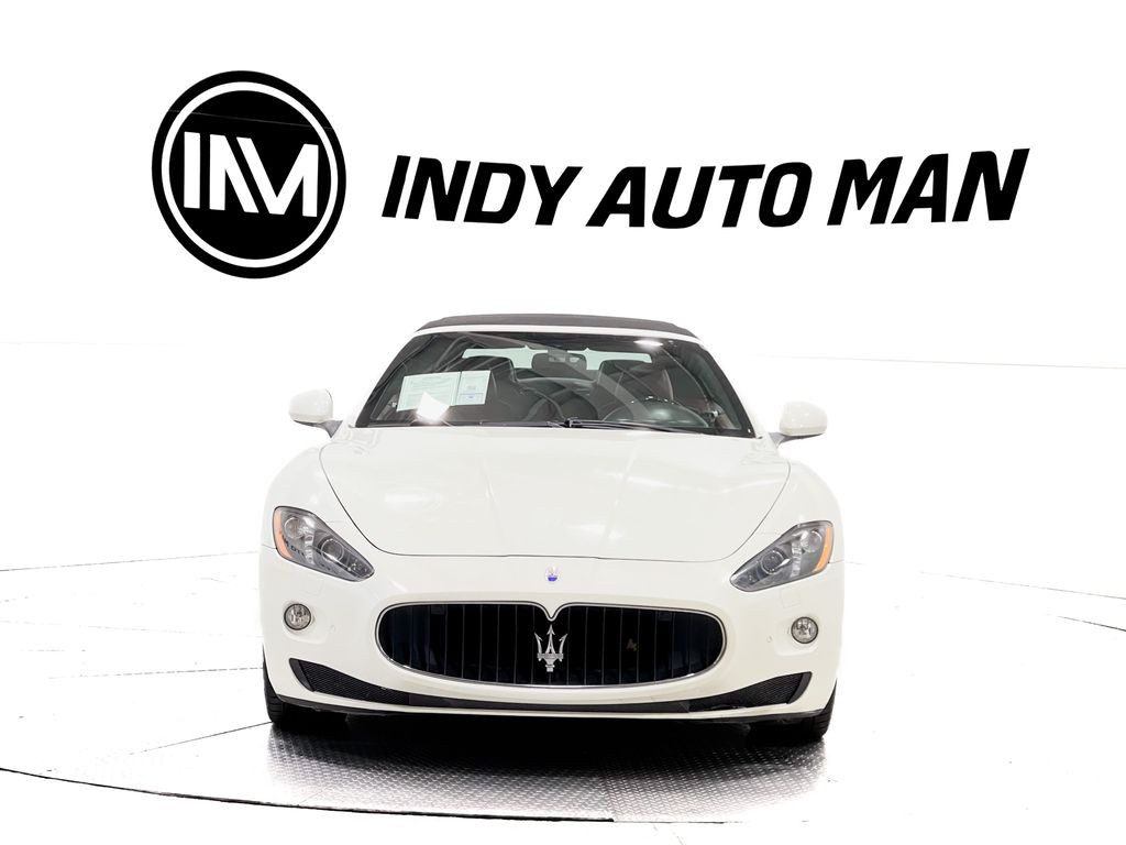 2017 Maserati GranTurismo Image 9