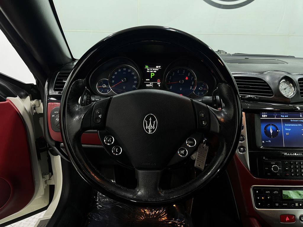 2017 Maserati GranTurismo Image 17