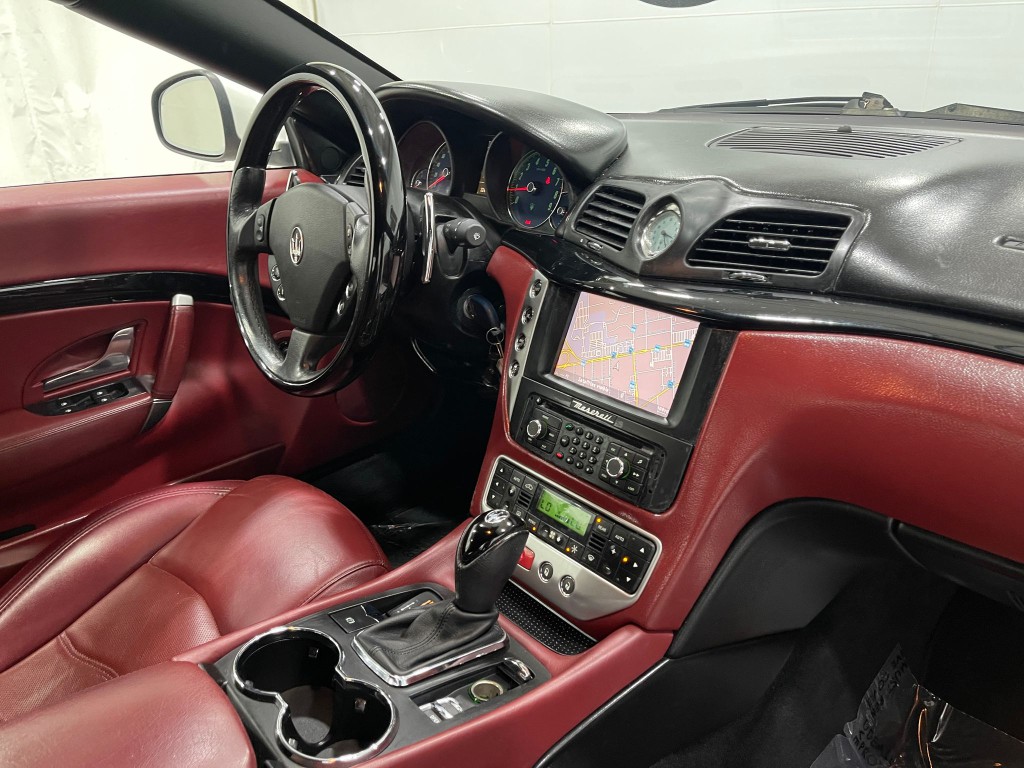 2017 Maserati GranTurismo Image 16