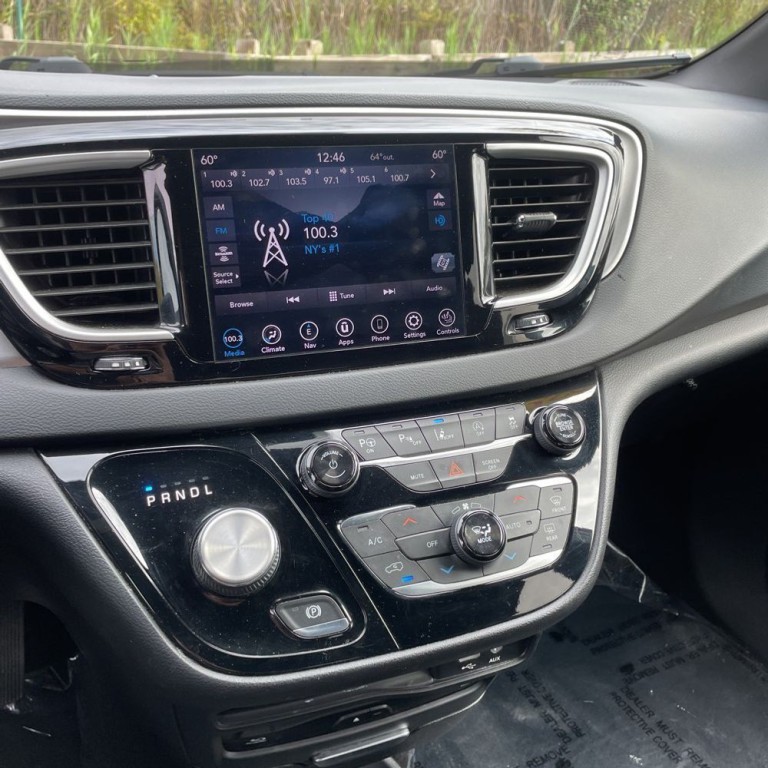 2020 Chrysler Pacifica Image 12