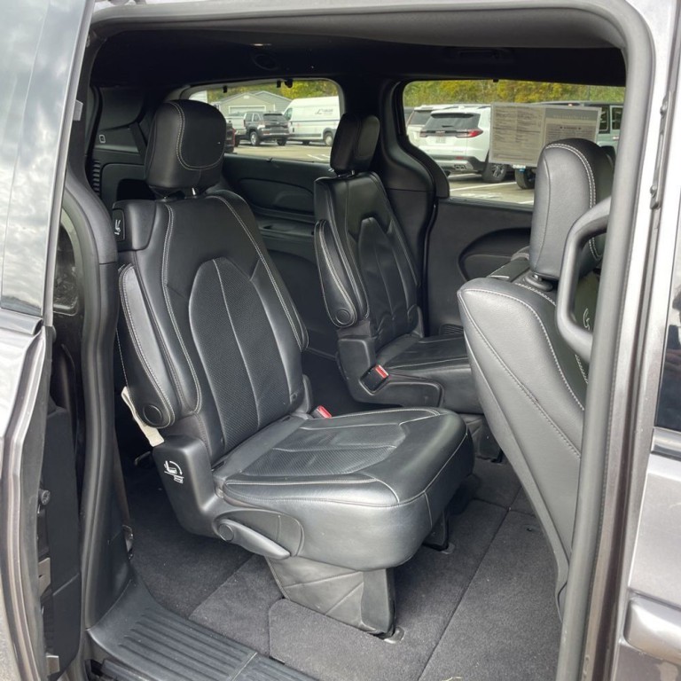 2020 Chrysler Pacifica Image 16