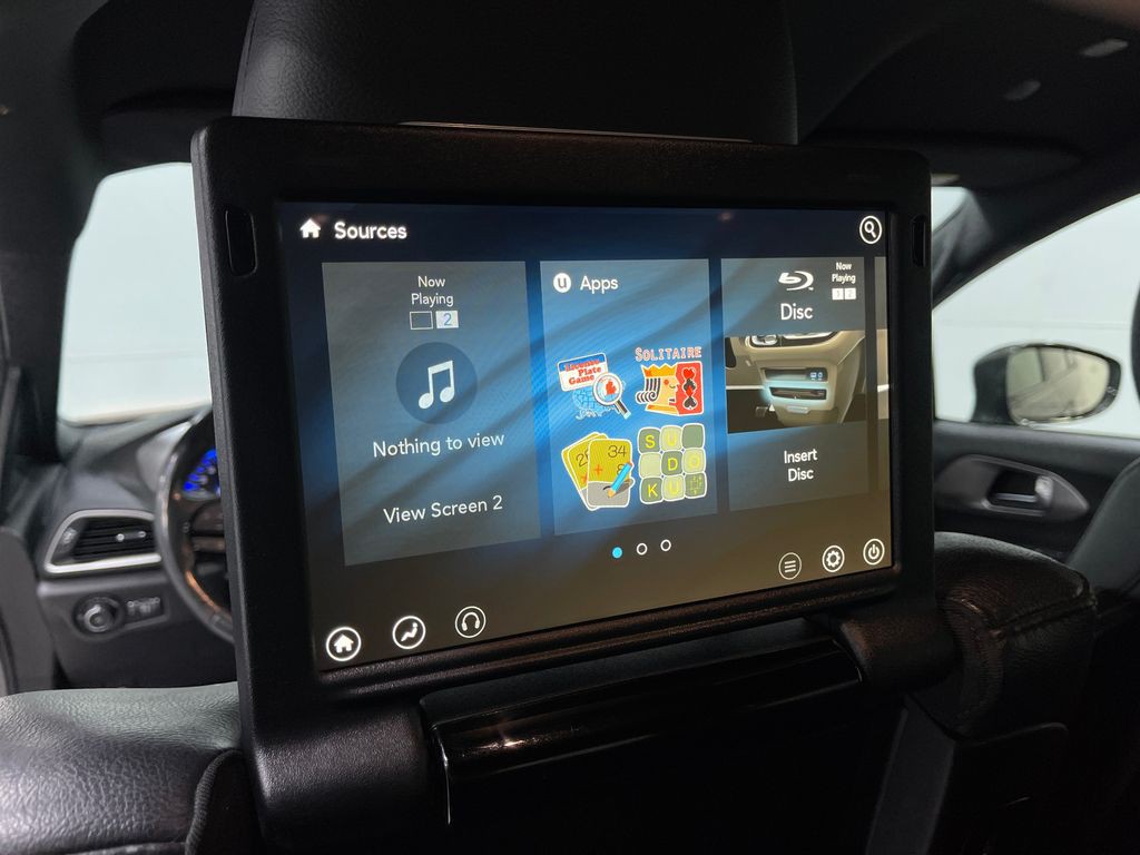 2020 Chrysler Pacifica Image 12