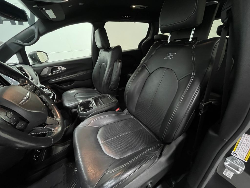 2020 Chrysler Pacifica Image 15