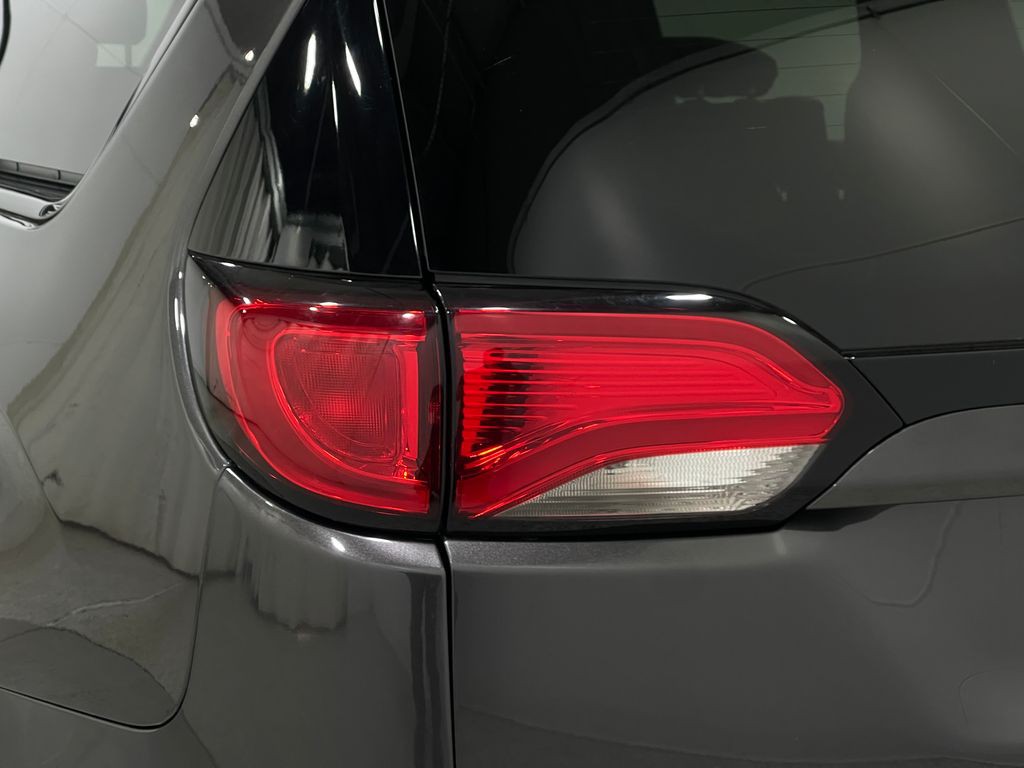 2020 Chrysler Pacifica Image 36