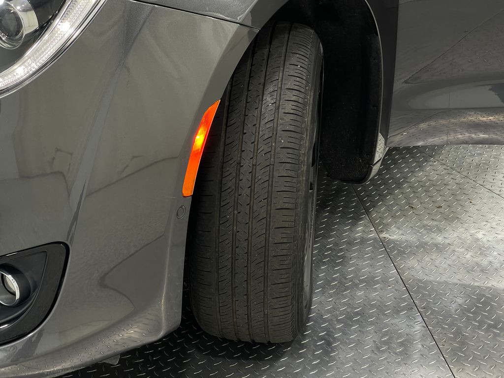 2020 Chrysler Pacifica Image 38