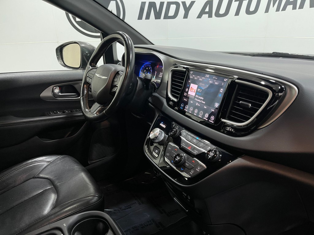 2020 Chrysler Pacifica Image 20