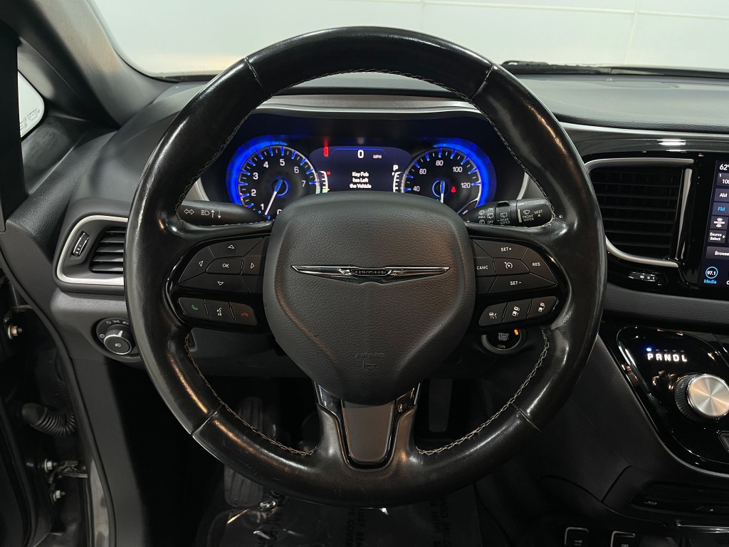 2020 Chrysler Pacifica Image 22