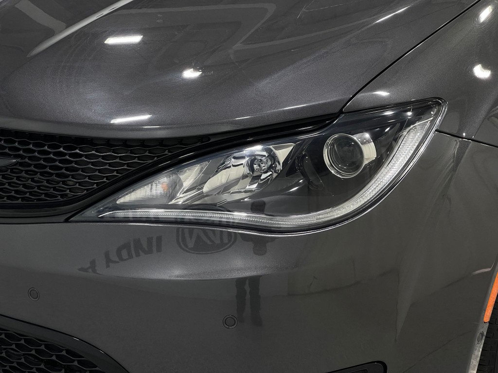 2020 Chrysler Pacifica Image 35