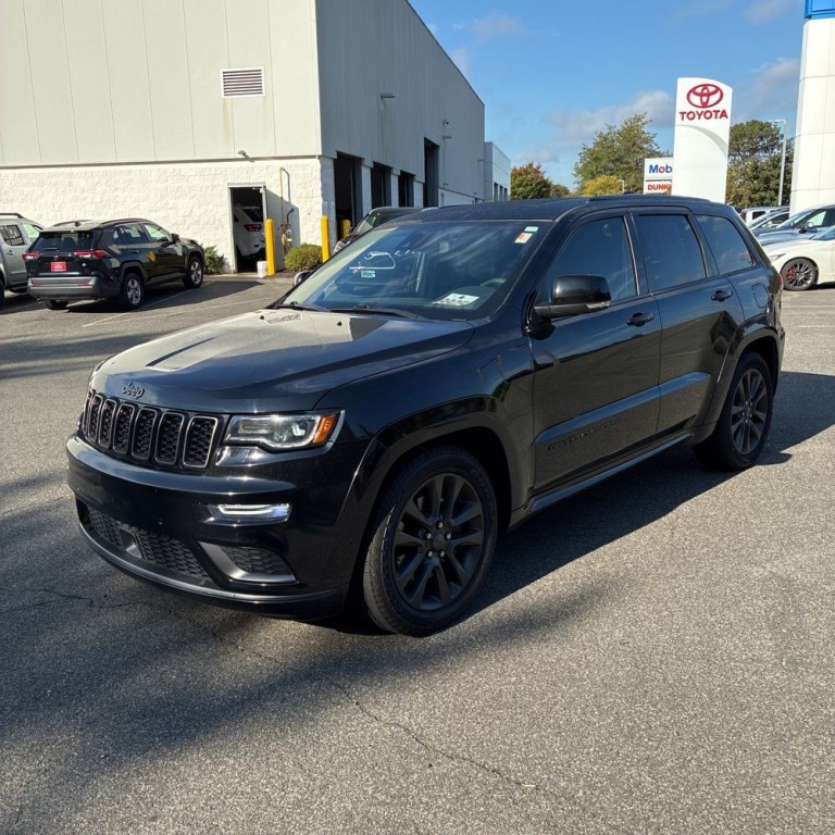 2018 Jeep Grand Cherokee Image 2