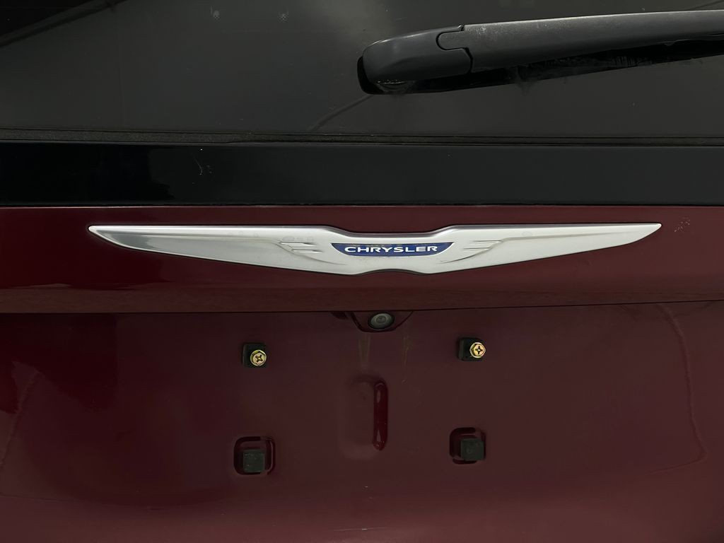 2017 Chrysler Pacifica Image 41