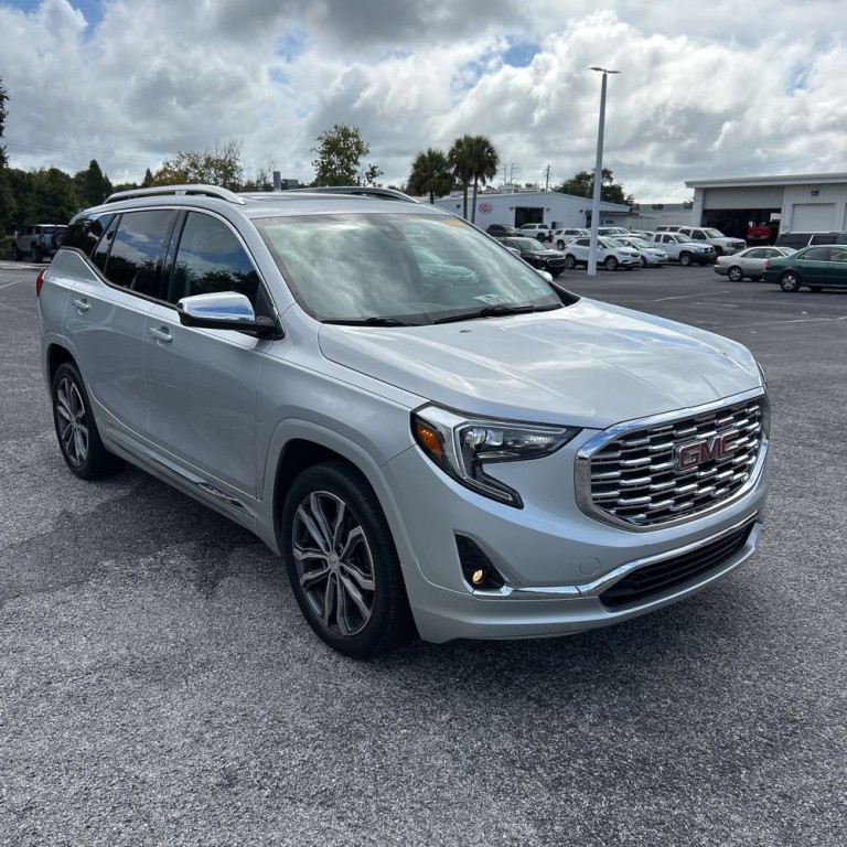 2019 GMC Terrain Image 1
