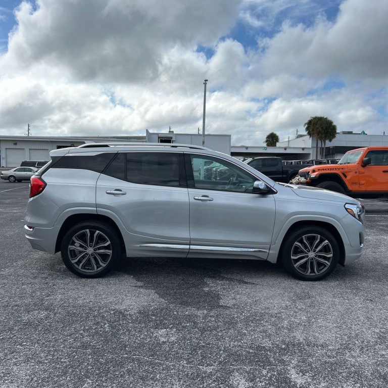 2019 GMC Terrain Image 4