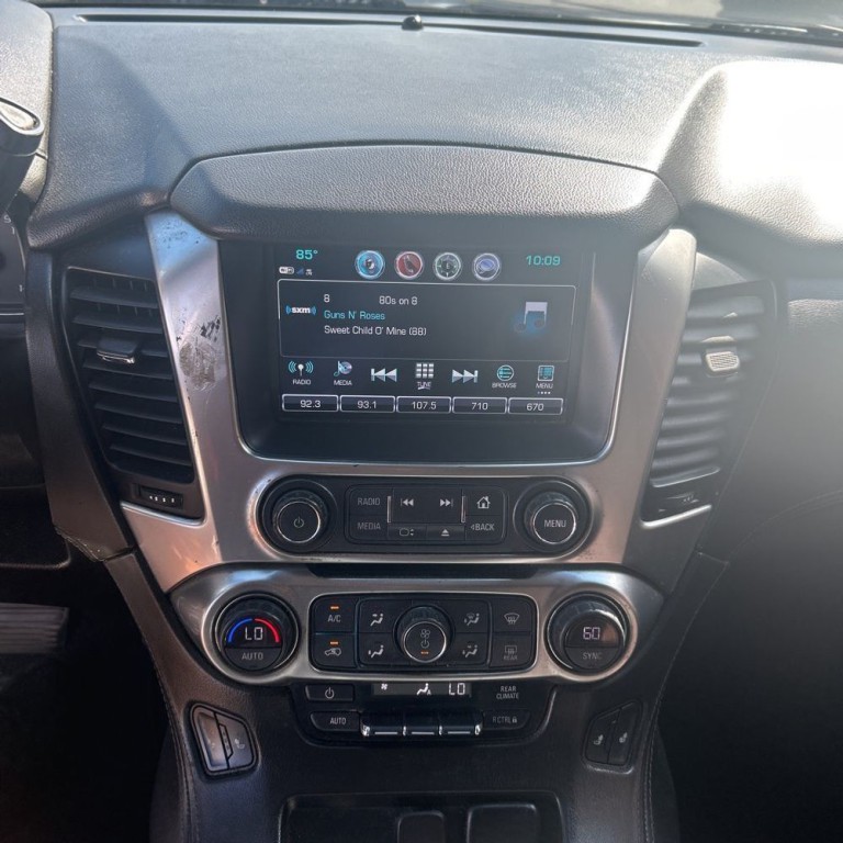 2019 Chevrolet Suburban Image 13