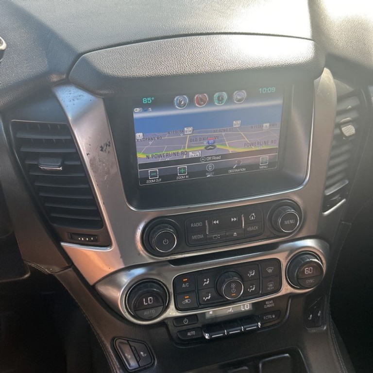 2019 Chevrolet Suburban Image 14
