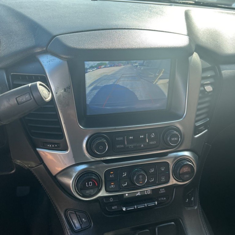 2019 Chevrolet Suburban Image 15