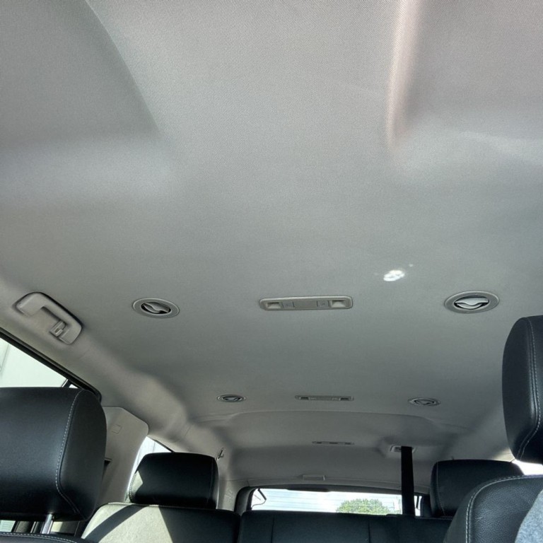 2019 Chevrolet Suburban Image 16