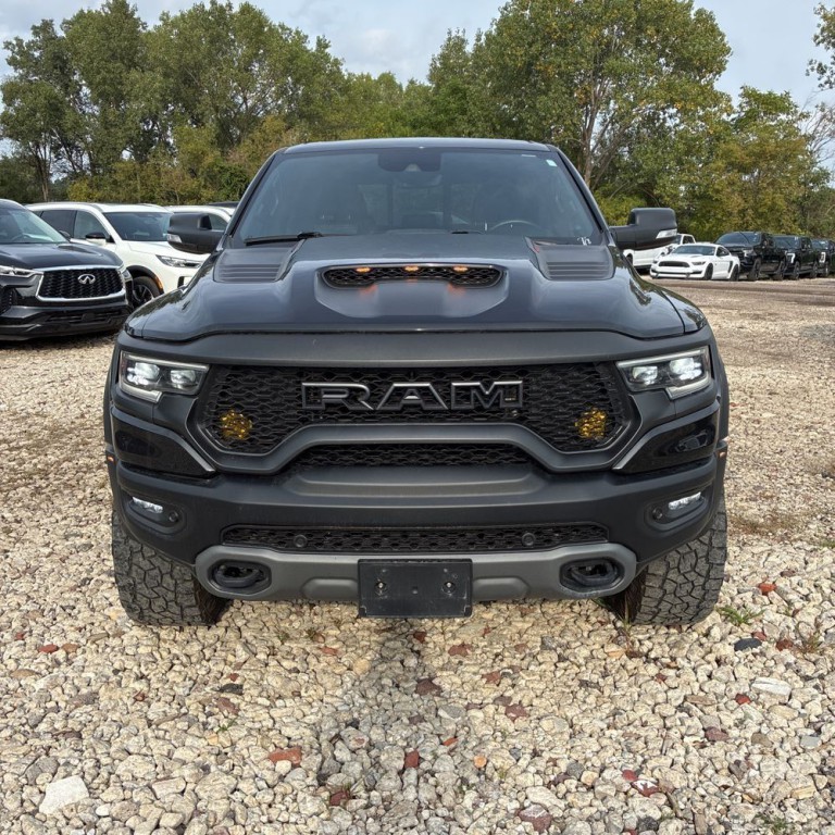 2022 RAM 1500 Image 2
