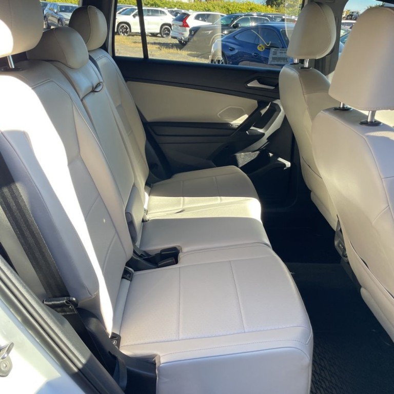 2021 Volkswagen Tiguan Image 17