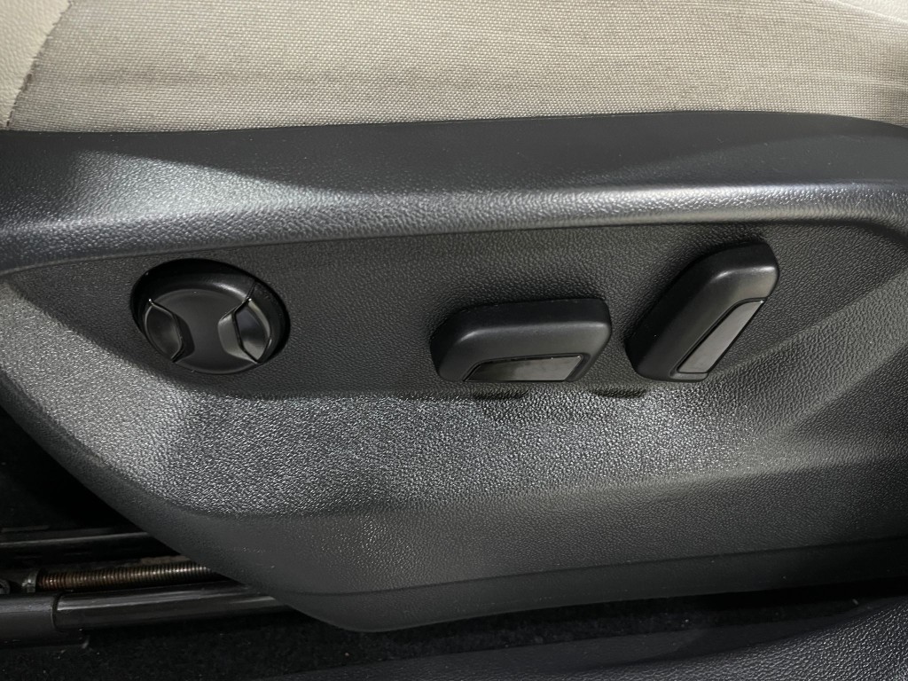 2021 Volkswagen Tiguan Image 16