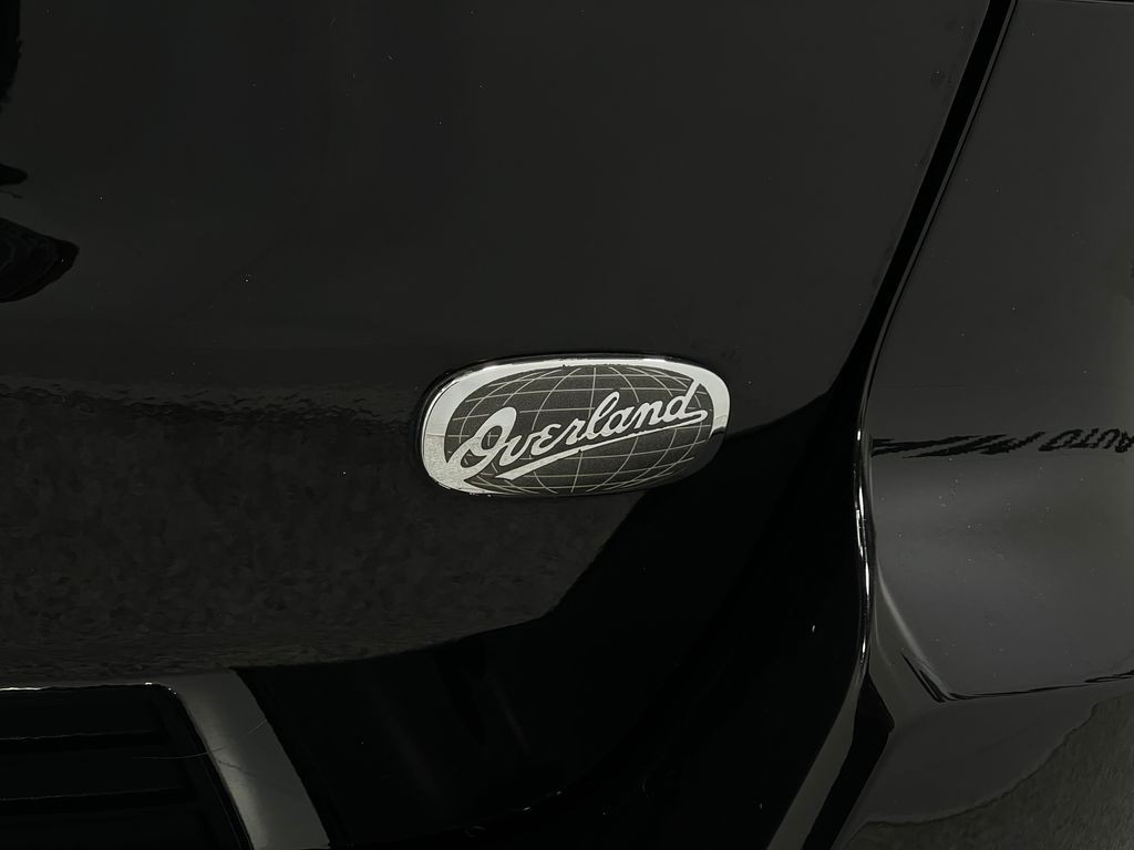 2021 Jeep Grand Cherokee Image 42